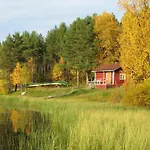 Lemmenjoen Lumo - Nature Experience & Campsite *