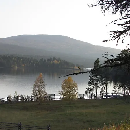 Lemmenjoen Lumo - Nature Experience & Lemmenjoki