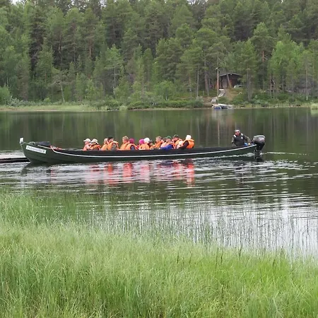 Lemmenjoen Lumo - Nature Experience & Кемпинг Lemmenjoki
