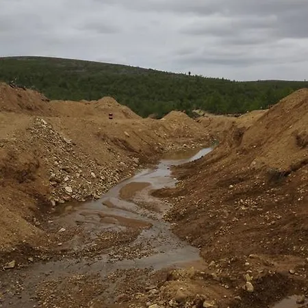 Lemmenjoen Lumo - Nature Experience & Kemping Lemmenjoki