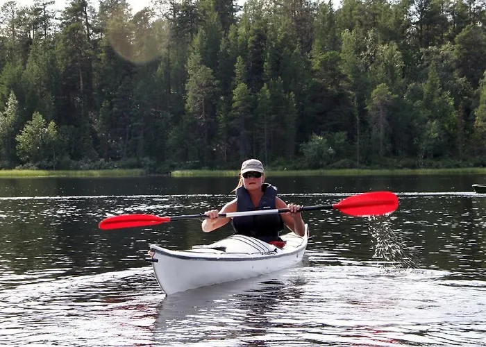 Lemmenjoen Lumo - Nature Experience & Parque de Campismo