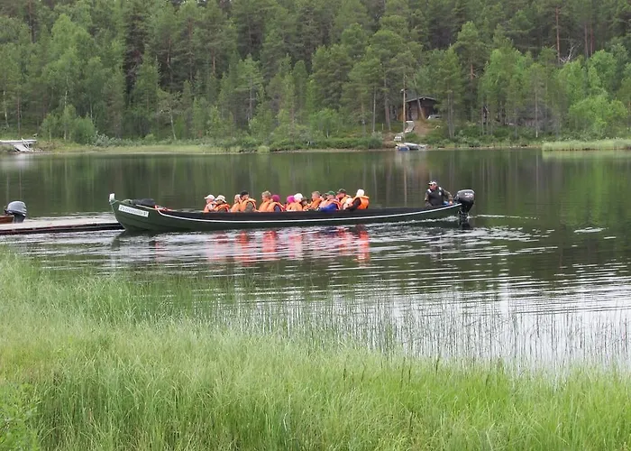 Lemmenjoen Lumo - Nature Experience & Parque de Campismo Lemmenjoki